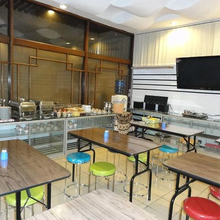 Hotel Jelita Parahyangan Bandung Exterior photo